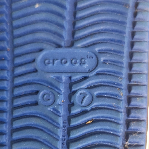 Paw Patrol Kids Blue Crocs - Picture 7 of 7